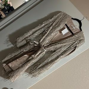 Harlan dress size xxl. Never worn. Slits down the arms. Silk tie wrap tress